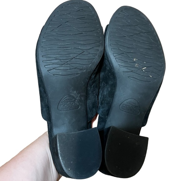 Obeo Black Kennedy Leather Upper Leather Linner Small Heal Slip on Size 8.5 - Picture 4 of 5